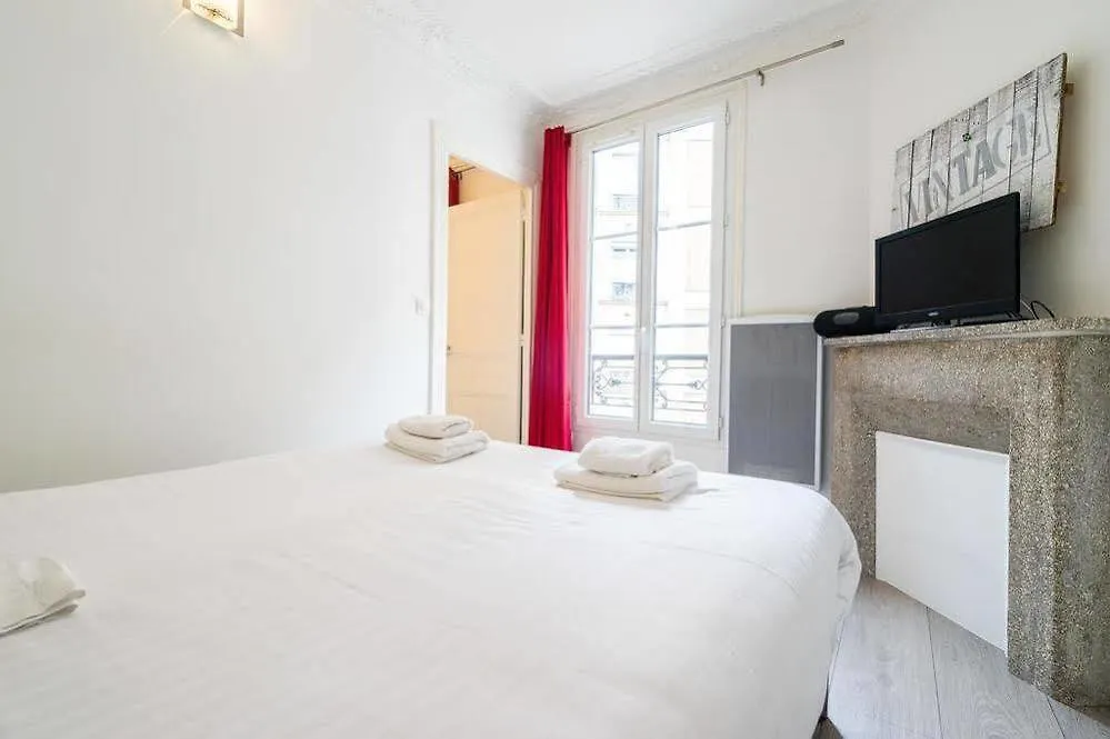 Apartment Picpus Paris